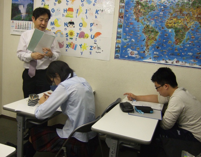 高校生英語実力コース　日本人講師　国際外語センター江坂校
