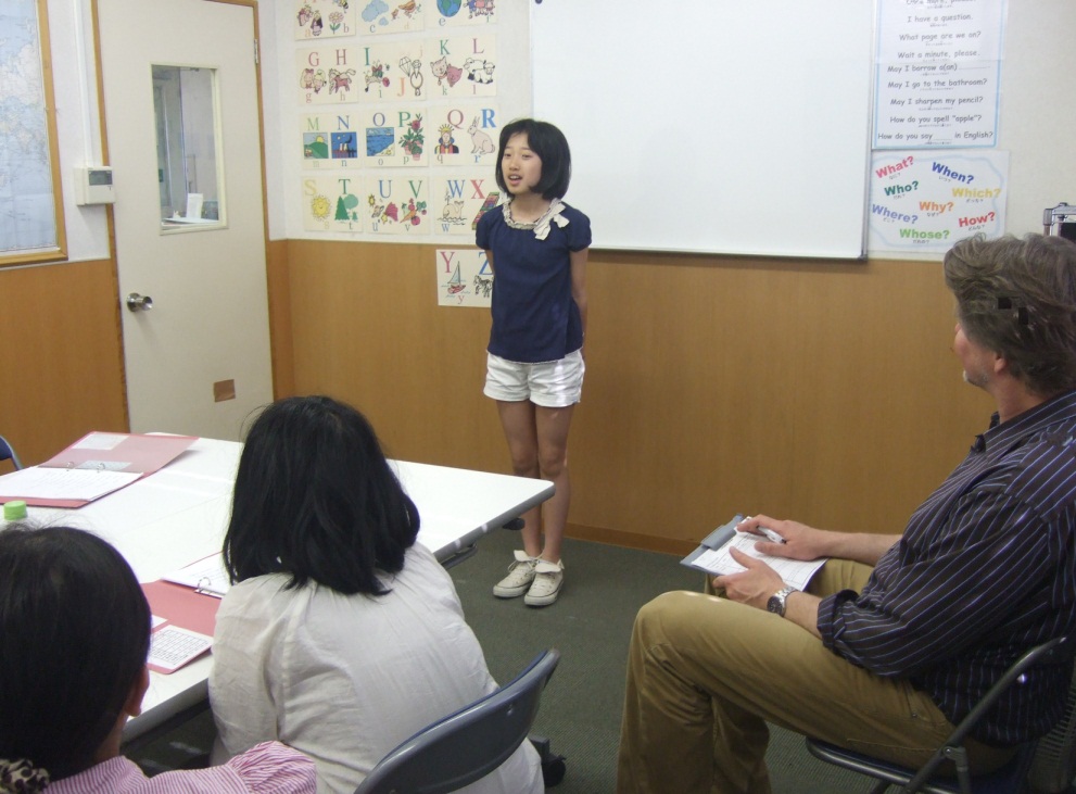 スピーチクラスの定期発表会　KGC国際外語センター江坂校